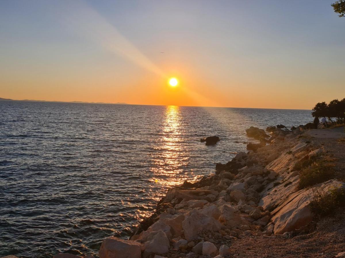 Apartmani Astrado بيتريتْشاني المظهر الخارجي الصورة