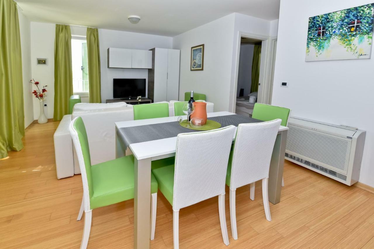Apartmani Astrado بيتريتْشاني المظهر الخارجي الصورة