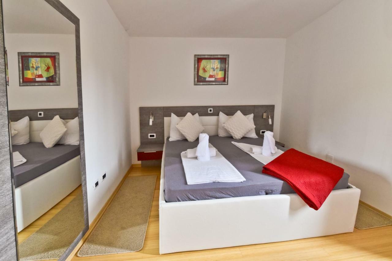 Apartmani Astrado بيتريتْشاني المظهر الخارجي الصورة